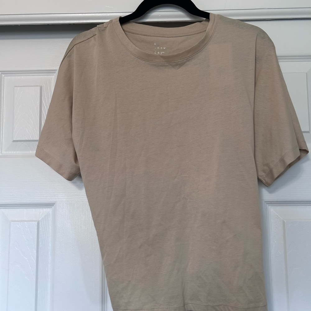 a new day Women's Beige Short Sleeve Tee